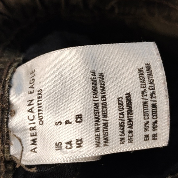 **5/$25** American Eagle Camo Cargo Joggers - Picture 5 of 8